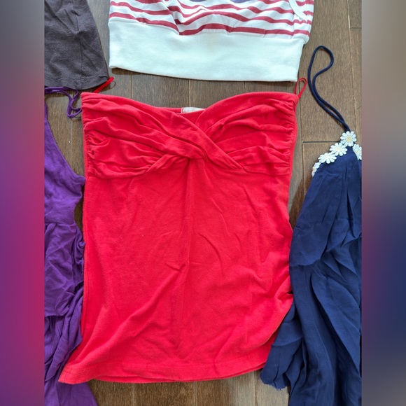 26 Tops Bundle - Picture 9 of 15